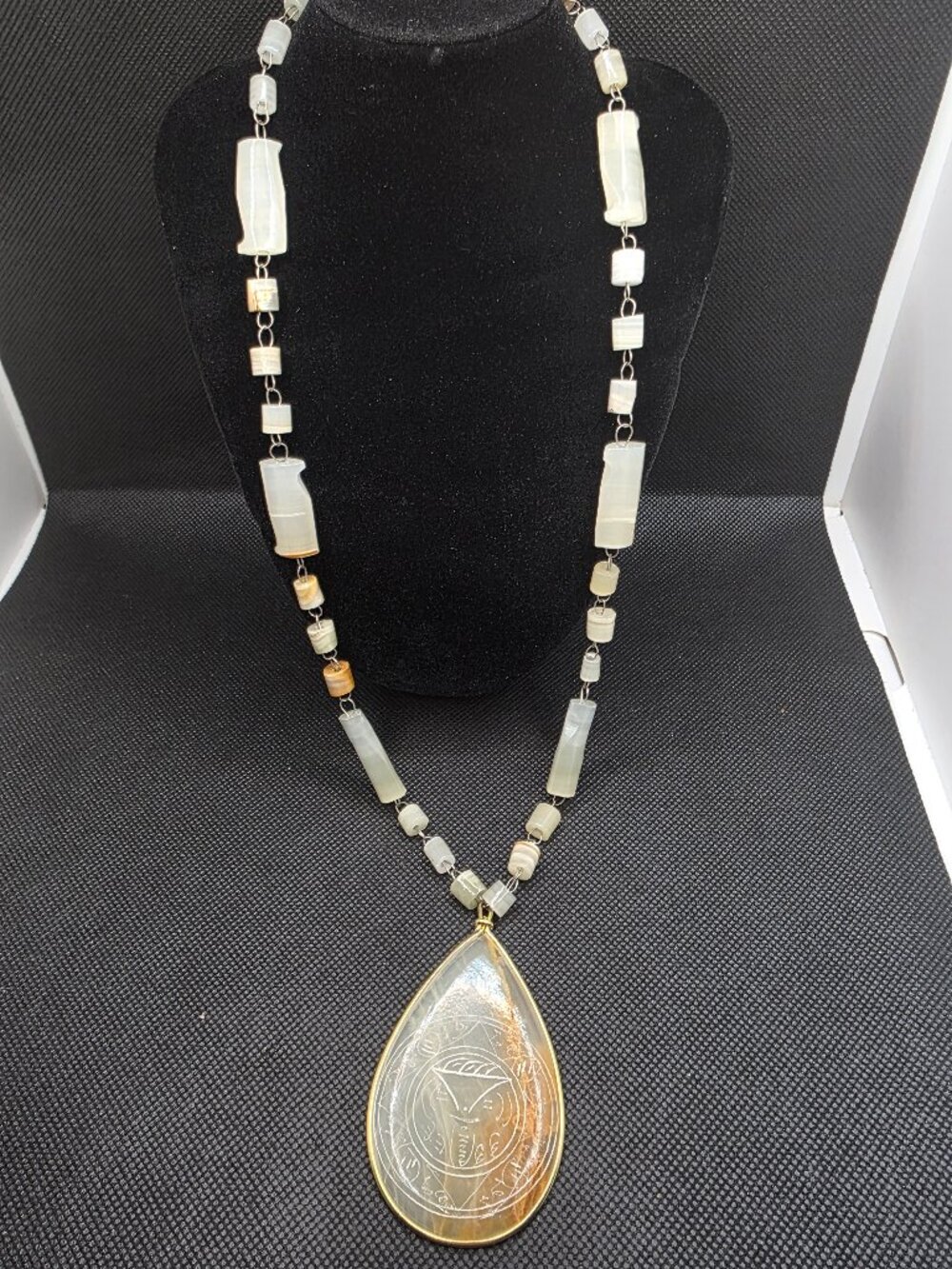 VTG 1970s Mexican Onyx Agate Aztec Sun God Pendant Boho Beaded Necklace 24"